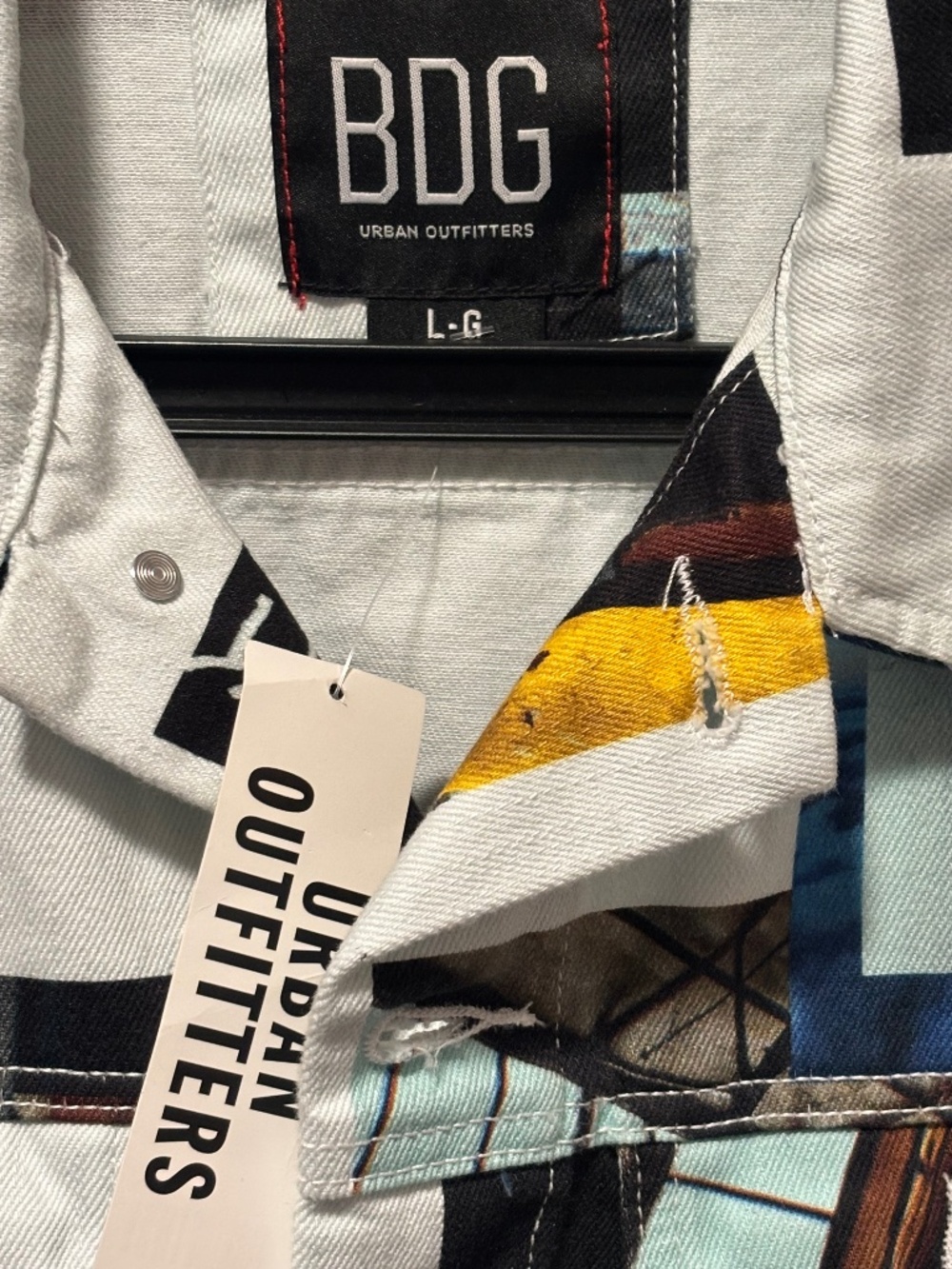 Urban Outfitters BDG Men’s “Pictures” Patterned Denim Jacket - Picture 3 of 6